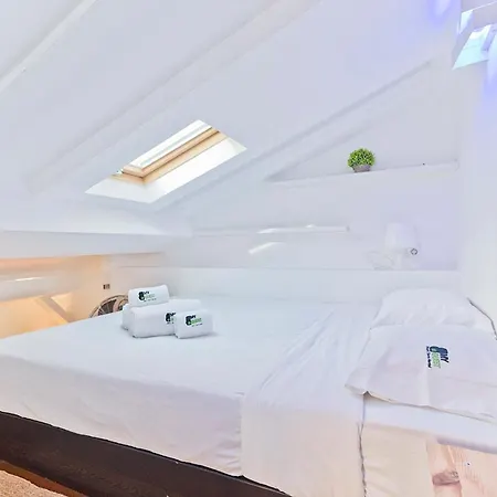 Bmyguest - Fado Mezzanine Apartment Lissabon