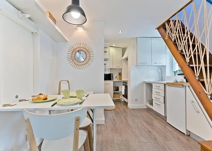 Апартаменти Bmyguest - Fado Mezzanine