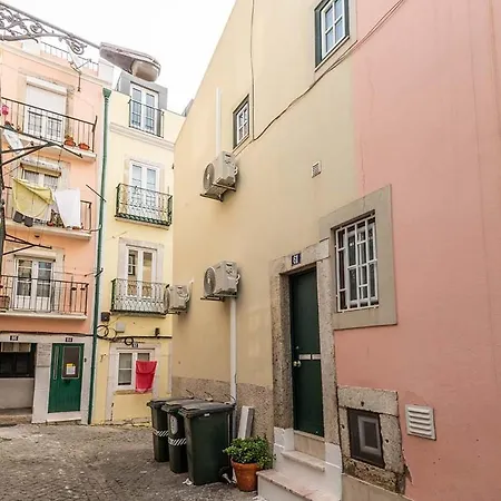 Bmyguest - Fado Mezzanine Lissabon